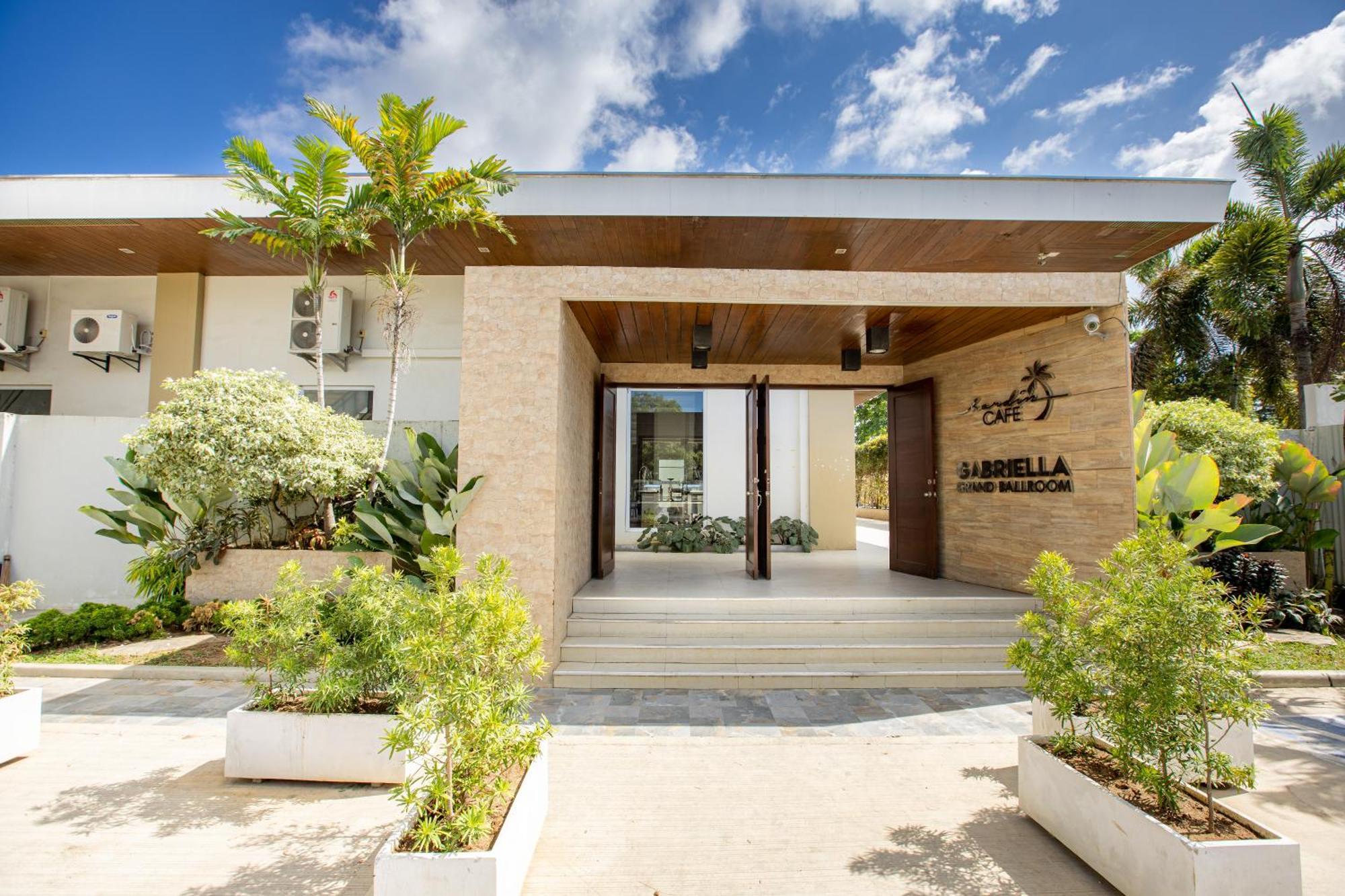 Holiday Suites Puerto Princesa Kültér fotó