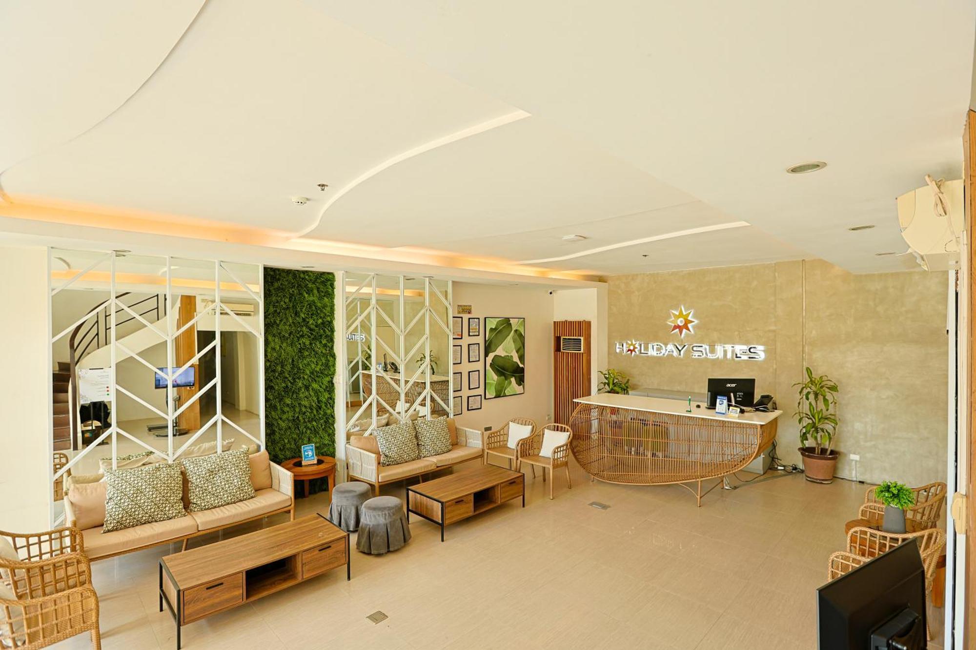 Holiday Suites Puerto Princesa Kültér fotó