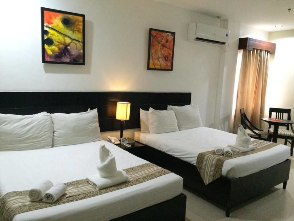 Holiday Suites Puerto Princesa Kültér fotó